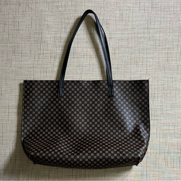 Unbranded Handbags - Checkered Tote Bag